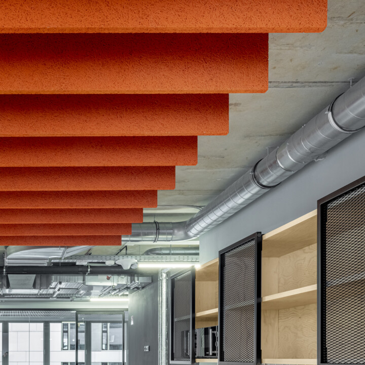 Plafonds laine de bois, l'accélération inédite de Knauf – Knauf Studio